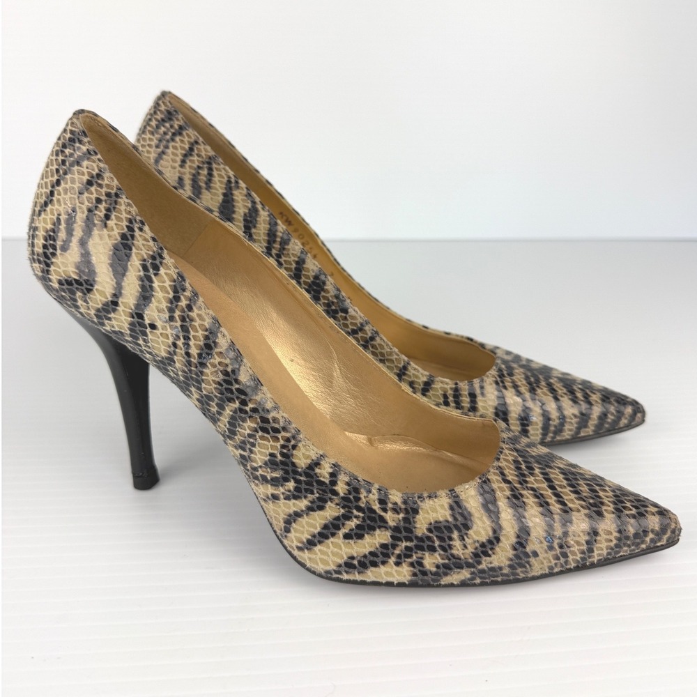 Stuart Weitzman Tiger‎ Stripe Snakeskin Embossed Pointed Toe Pumps Tan Black 7 M